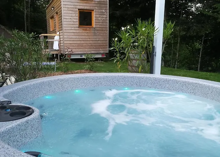 度假居 吉特奥沃斯基斯度假屋 *