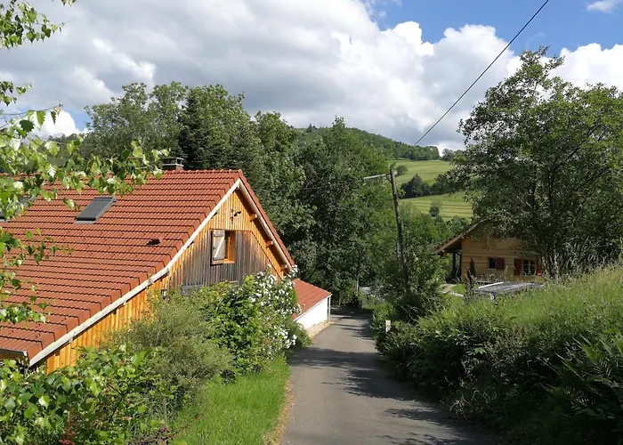 度假居 吉特奥沃斯基斯度假屋 *
