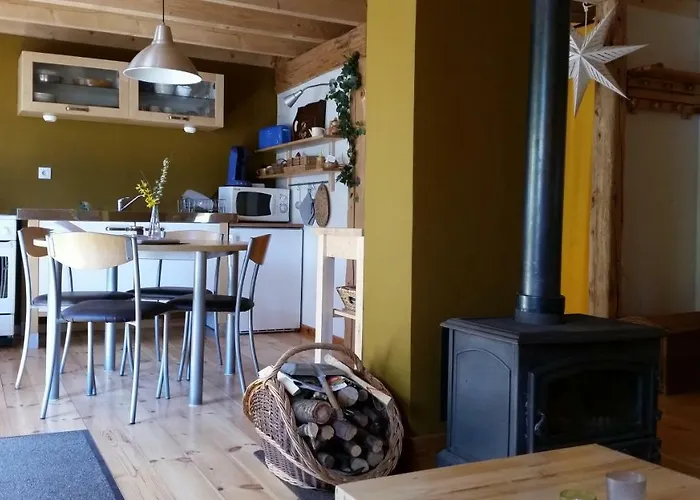 度假居 吉特奥沃斯基斯度假屋 *